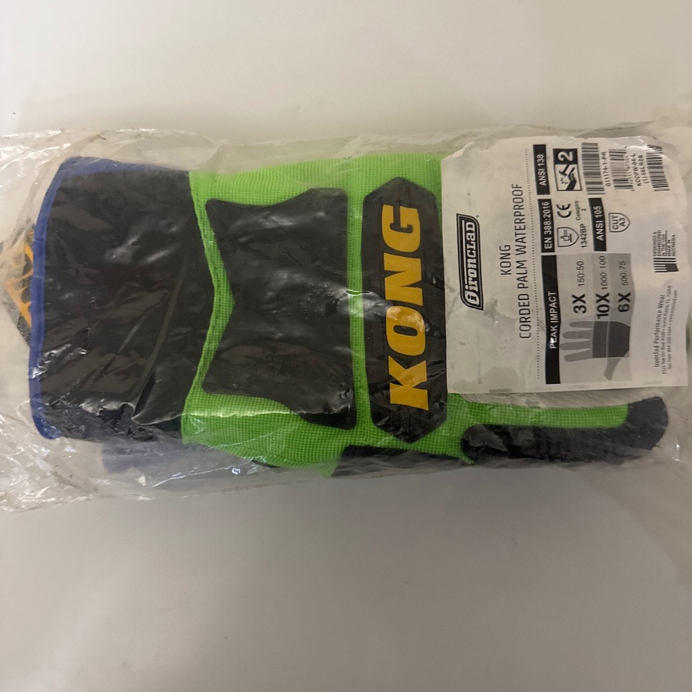 Insulated Impact gloves